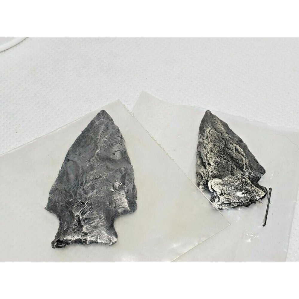 Lot Of 2 Detailed Pewter Arrow Heads Engraved Collectibles Shelf Sitter Décor